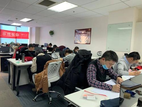 考仕通第二次模拟考试圆满成功，应试通信息助力考生精准备考